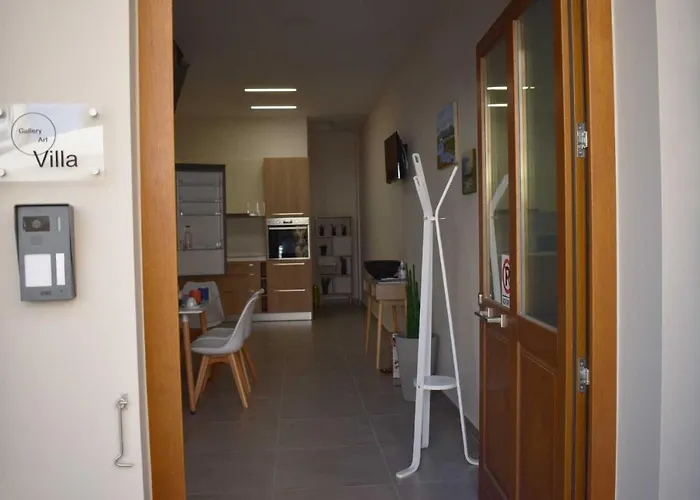 Gallery Art Apartment Chania Crete